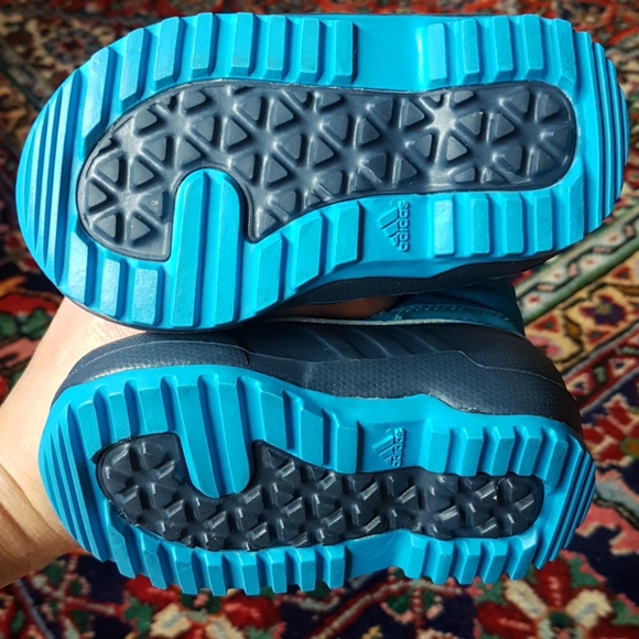 Adidas kids boots - Picture 4 of 6